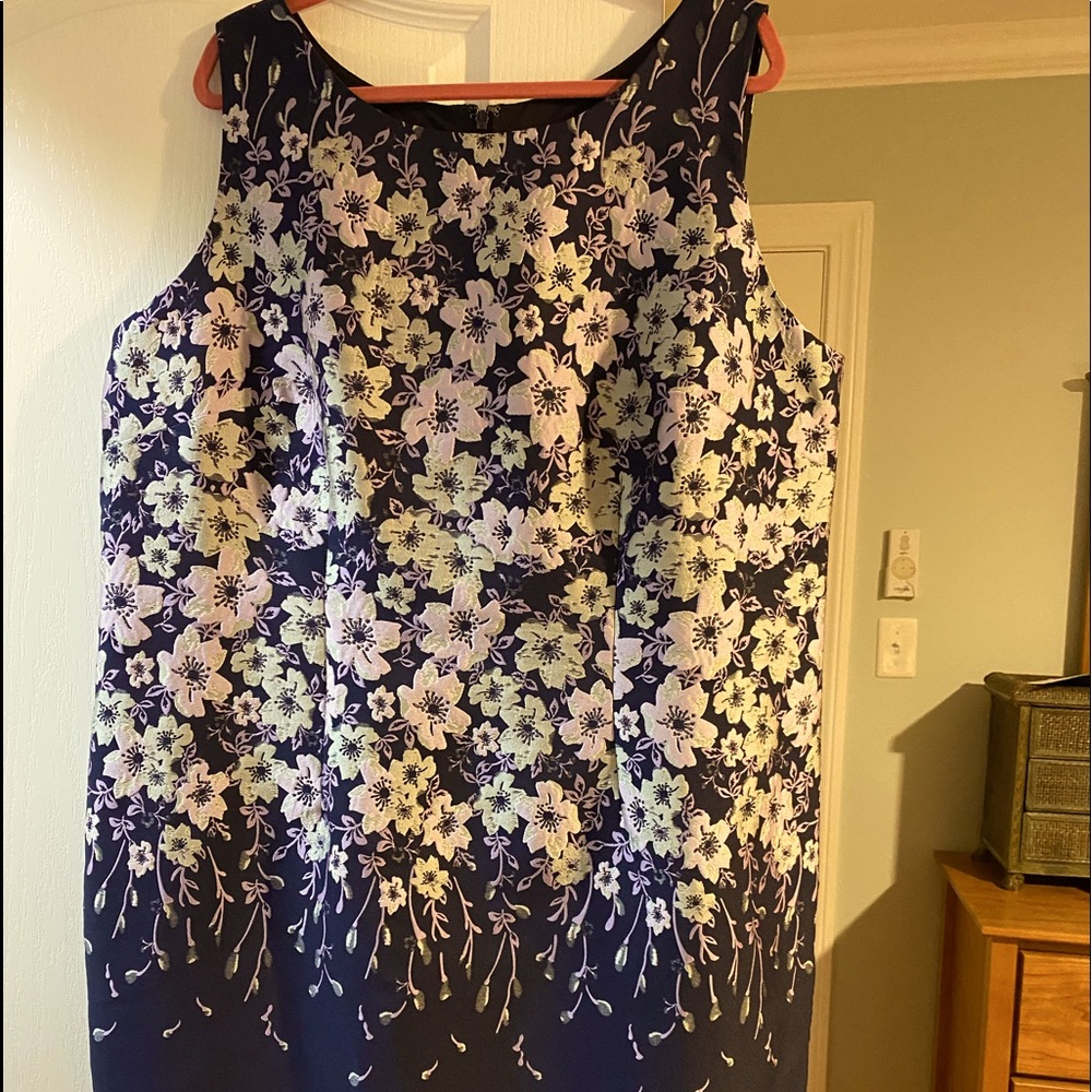 Lovely embroidered Talbots dress.  Perfect for summer wedding or cocktails